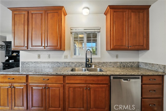 Detail Gallery Image 7 of 19 For 11813 Colima Rd, Whittier,  CA 90604 - 4 Beds | 2 Baths