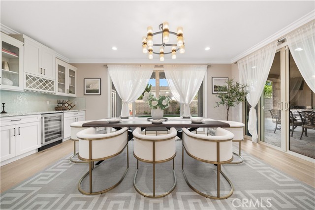 Detail Gallery Image 17 of 75 For 27 Gillman St, Irvine,  CA 92612 - 6 Beds | 6/1 Baths