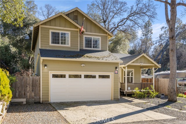 Detail Gallery Image 3 of 33 For 5649 Crawford, Clearlake,  CA 95422 - 3 Beds | 2 Baths