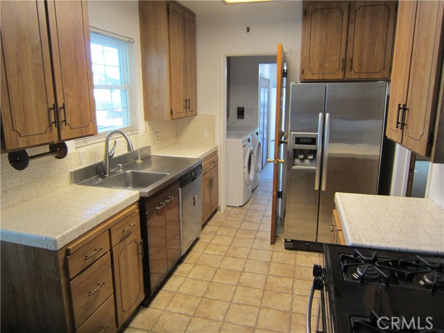 15246 Carnell Street, Whittier CA: https://media.crmls.org/medias/3c3e18b5-8315-4291-b258-876cd8b4f751.jpg