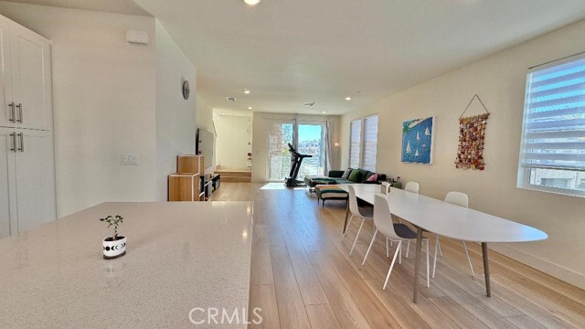 Detail Gallery Image 34 of 44 For 2943 W Lincoln Ave., Unit #1, Anaheim,  CA 92801 - 3 Beds | 2/2 Baths