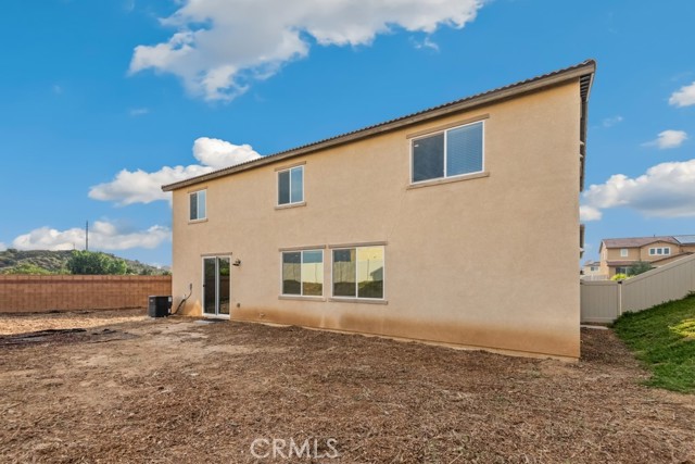 14226 Sonoma Court, Beaumont CA: https://media.crmls.org/medias/3c3ed0a8-9c6f-421b-ad37-10c4a0491dce.jpg