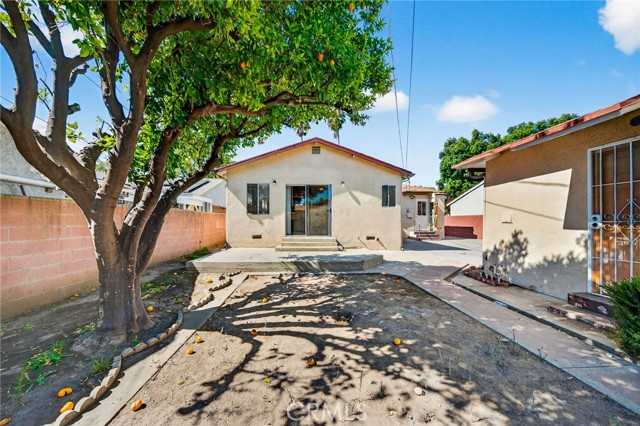 Detail Gallery Image 34 of 38 For 7046 Murietta, Van Nuys,  CA 91405 - 4 Beds | 2 Baths