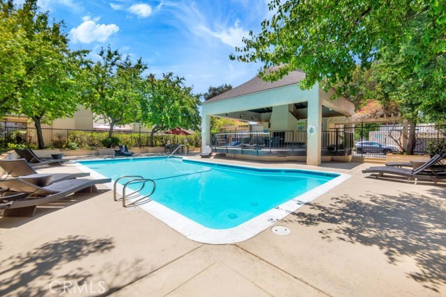 5644 Etiwanda Avenue, Tarzana CA: https://media.crmls.org/medias/3c4129c1-0471-4c38-9352-31bfab7aa1d1.jpg