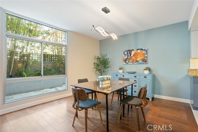 Detail Gallery Image 13 of 49 For 332 S Oxford Ave #105,  Los Angeles,  CA 90020 - 3 Beds | 2 Baths