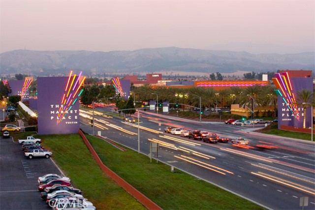 Detail Gallery Image 61 of 63 For 10533 Emerson Bend, Tustin,  CA 92782 - 4 Beds | 3/1 Baths