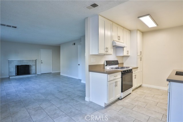 Detail Gallery Image 22 of 38 For 2963 Elgin Dr #D,  Riverside,  CA 92507 - 2 Beds | 1/1 Baths