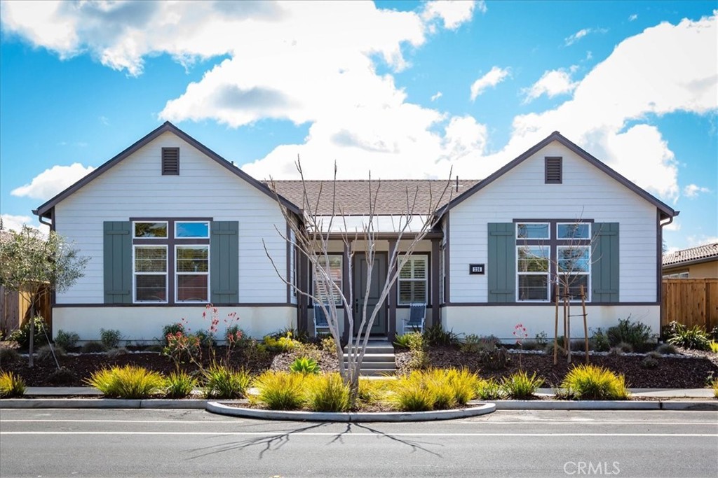 226 E Cherry Avenue, Arroyo Grande, CA 93420