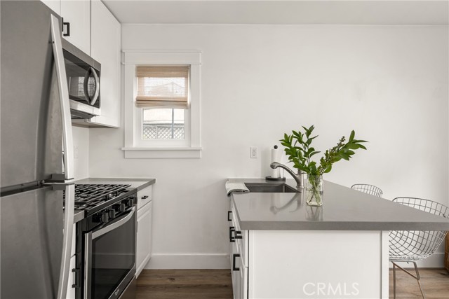 661 Grand Avenue, Long Beach CA: https://media.crmls.org/medias/3c4335aa-1e00-4896-8d3d-051260276d9b.jpg