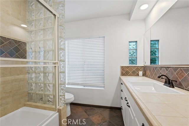 Detail Gallery Image 18 of 28 For 8631 Santa Susana Pl, West Hills,  CA 91304 - 3 Beds | 2 Baths