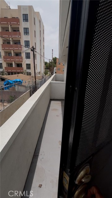 1036 S Normandie Avenue, Los Angeles CA: https://media.crmls.org/medias/3c43e800-55ef-4691-8335-1db575316361.jpg