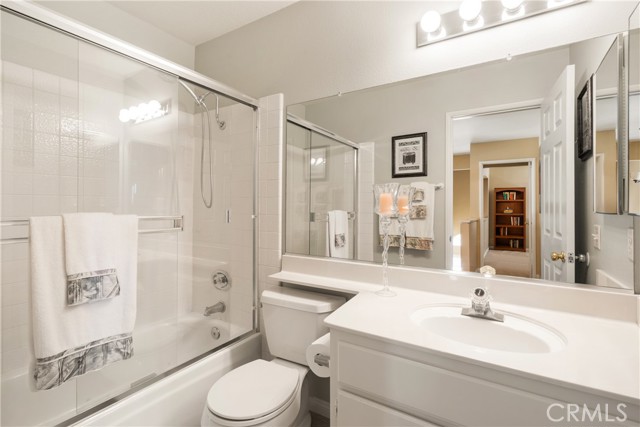 7018 Princeton Place, Rancho Cucamonga CA: https://media.crmls.org/medias/3c43f147-cdf4-4567-87a6-ac225dc1d4c8.jpg