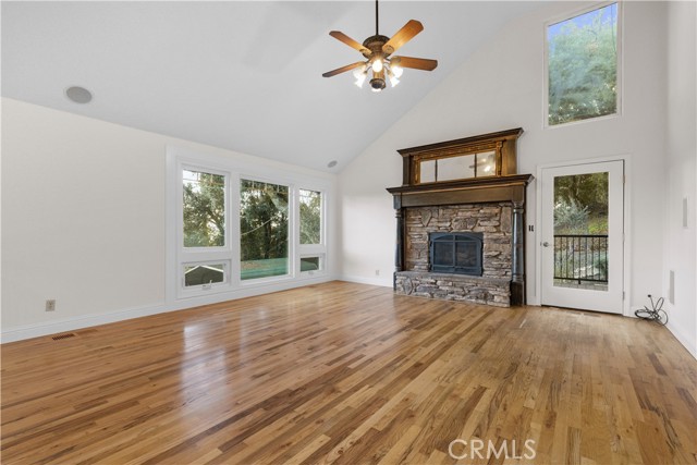 Detail Gallery Image 4 of 40 For 9240 Carmelita, Atascadero,  CA 93422 - 3 Beds | 2 Baths