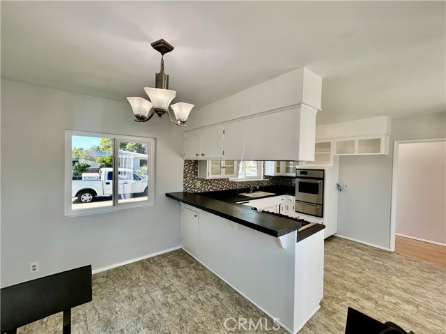 Detail Gallery Image 5 of 18 For 10109 Bel Air, Montclair,  CA 91763 - 2 Beds | 1 Baths