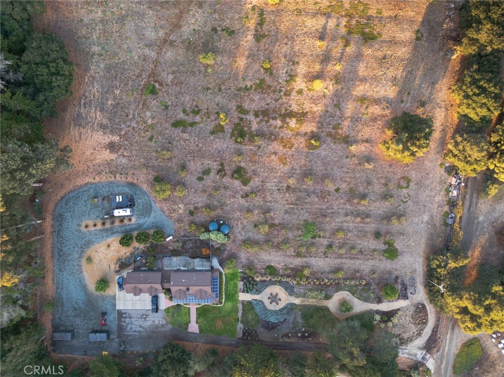 https://media.crmls.org/medias/3c4469d3-26f0-44ab-a8b9-d24de4112c65.jpg?preset=X-Large