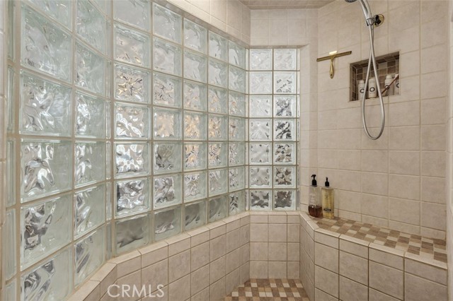 Detail Gallery Image 24 of 51 For 22386 Whirlaway, Canyon Lake,  CA 92587 - 3 Beds | 3 Baths