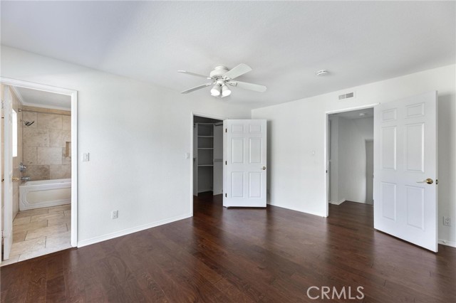 Detail Gallery Image 18 of 33 For 1421 12th St #4,  Manhattan Beach,  CA 90266 - 2 Beds | 3 Baths