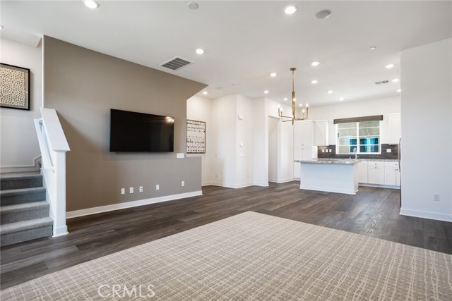 Kitchen Living Room - 2nd Floor