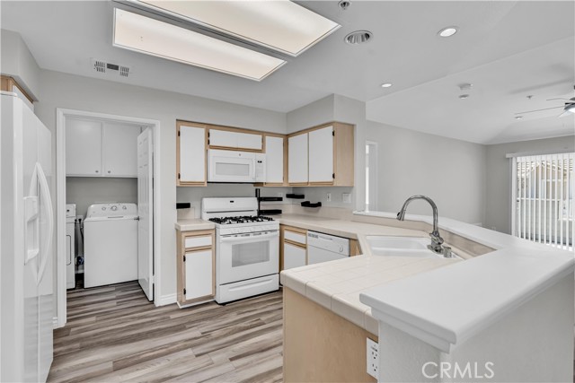 6631 Laurelton Lane, Chino Hills CA: https://media.crmls.org/medias/3c4886ab-622a-4234-a9bb-fa3d469bfe82.jpg