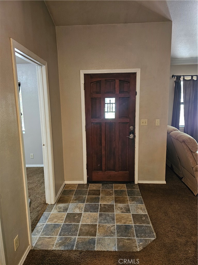 https://media.crmls.org/medias/3c49874b-c94b-48a7-8de0-a719812d3fa4.jpg?preset=X-Large