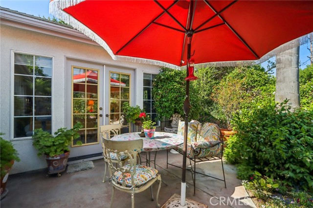 Detail Gallery Image 23 of 28 For 925 N Valley St, Burbank,  CA 91505 - 3 Beds | 2 Baths
