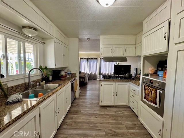 Detail Gallery Image 8 of 15 For 3883 Buchanan St #133,  Riverside,  CA 92503 - 3 Beds | 2 Baths