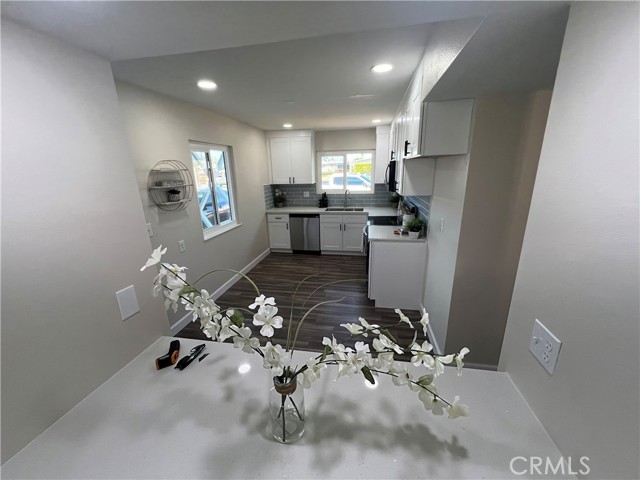 Detail Gallery Image 11 of 13 For 26215 Cherry Hills Bld, Menifee,  CA 92586 - 2 Beds | 2 Baths