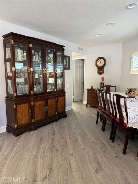 305 21st Street, Huntington Beach CA: https://media.crmls.org/medias/3c4b2603-d4ca-4143-9234-45249d73482f.jpg