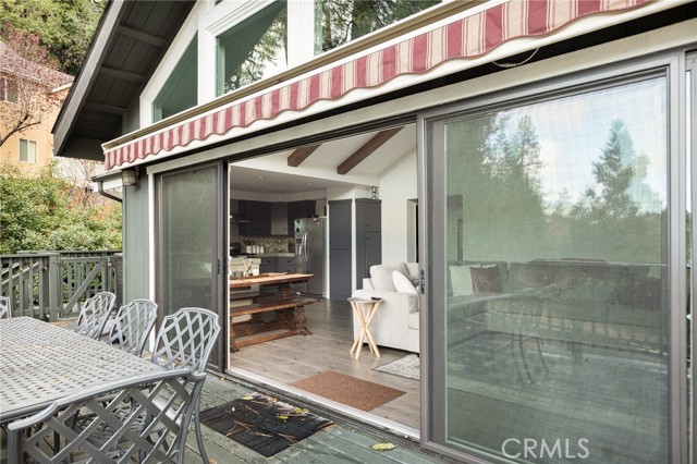 24379 San Moritz, Crestline, CA 92325