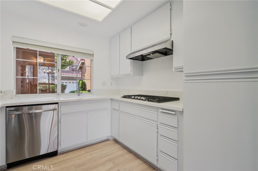 3c4b7a53 11f9 465e 8539 E037631e9809