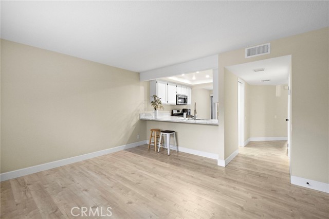 Detail Gallery Image 17 of 37 For 6 Fieldflower, Irvine,  CA 92614 - 3 Beds | 2/1 Baths