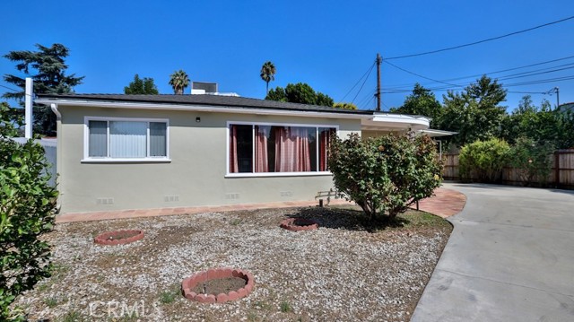 Detail Gallery Image 6 of 42 For 15841 Marlin Pl, Van Nuys,  CA 91406 - 2 Beds | 2 Baths