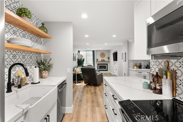 3605 W Hidden Lane, Rolling Hills Estates CA: https://media.crmls.org/medias/3c4c5113-19df-4cae-8f18-f12566dc92bf.jpg