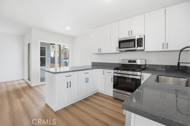 Detail Gallery Image 9 of 34 For 527 N Cucamonga Ave, Ontario,  CA 91764 - 3 Beds | 2 Baths