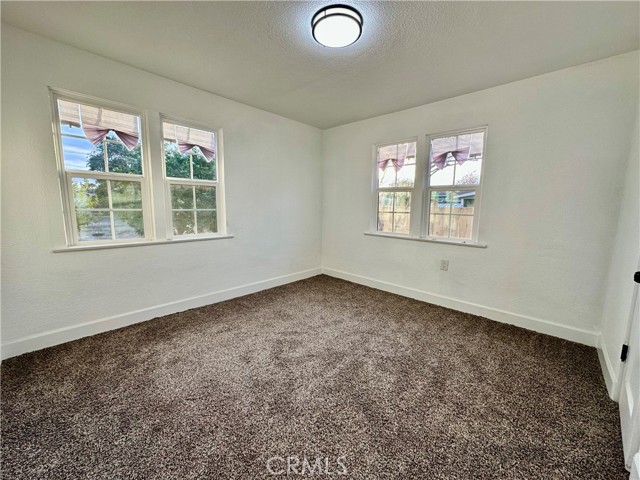 Detail Gallery Image 10 of 20 For 277 E Kingman St, San Bernardino,  CA 92410 - 2 Beds | 1 Baths