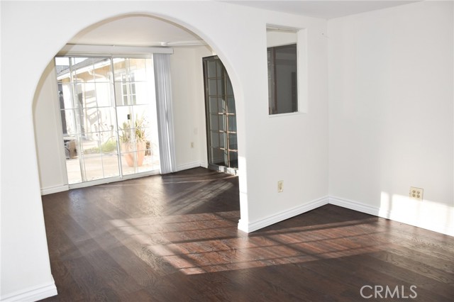 Detail Gallery Image 29 of 43 For 16131 Nassau Ln, Huntington Beach,  CA 92649 - 3 Beds | 3 Baths