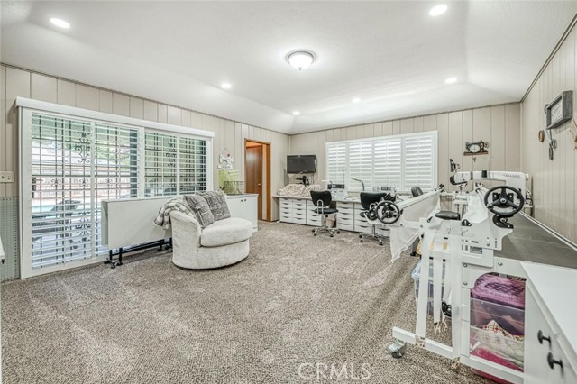6442 N Gentry Avenue, Fresno CA: https://media.crmls.org/medias/3c4d7274-1da4-47f6-84e0-c68f587b9761.jpg