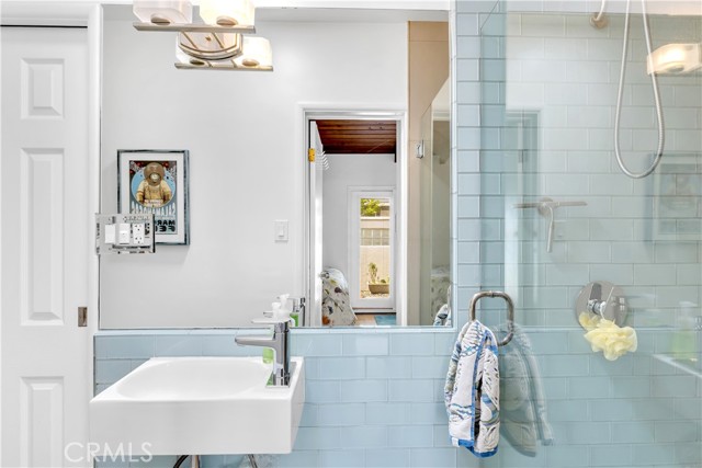 24932 La Cresta Drive, Dana Point CA: https://media.crmls.org/medias/3c4d755b-bf69-4453-9110-a7180ec71e90.jpg