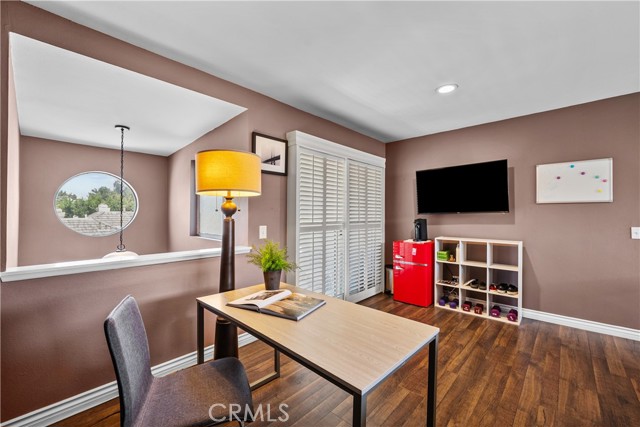 23957 Arroyo Park Drive, Valencia CA: https://media.crmls.org/medias/3c4f6b95-c6a3-4fb6-98d6-908a427fc999.jpg