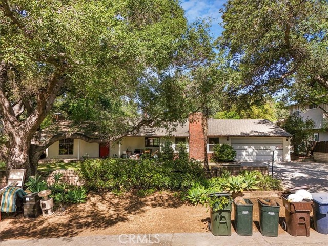 Detail Gallery Image 6 of 66 For 4859 Carmel Rd, La Canada Flintridge,  CA 91011 - 3 Beds | 3 Baths