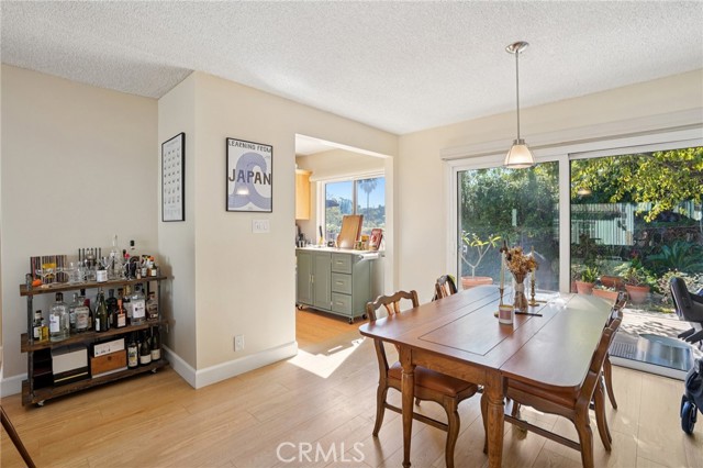 Detail Gallery Image 5 of 44 For 2305 Silver Ridge Ave, Los Angeles,  CA 90039 - 6 Beds | 6 Baths