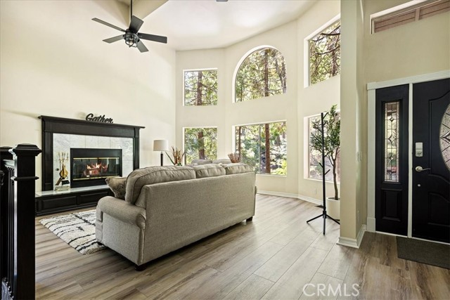 28670 Shenandoah Drive, Lake Arrowhead, CA 92352