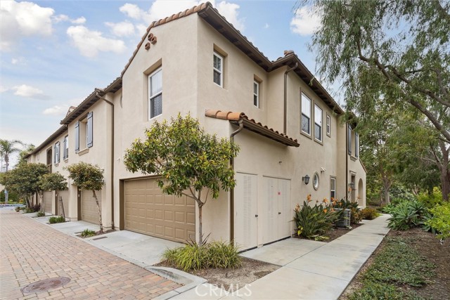 Detail Gallery Image 1 of 34 For 207 Calle Campanero, San Clemente,  CA 92673 - 3 Beds | 2/1 Baths