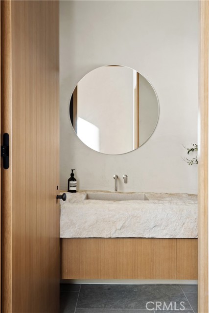 Detail Gallery Image 15 of 30 For 5941 Trancas Canyon Rd, Malibu,  CA 90265 - 7 Beds | 7/2 Baths