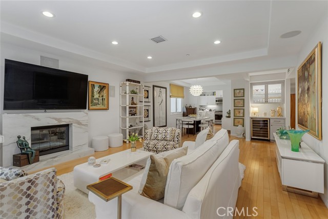 11952 Montana Ave, #203 photo 6