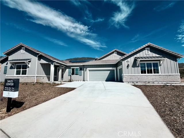 7051 Hurley Court, San Bernardino CA: https://media.crmls.org/medias/3c526f9a-5f9b-4b9f-aacb-4d8d88d70ca4.jpg