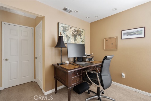 7018 Princeton Place, Rancho Cucamonga CA: https://media.crmls.org/medias/3c52d081-2da1-42de-a5a2-e6e064b899b8.jpg