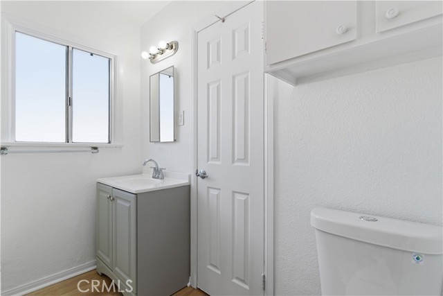 Detail Gallery Image 9 of 32 For 127 W Zane St, Long Beach,  CA 90805 - 3 Beds | 2 Baths