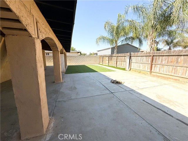 Detail Gallery Image 16 of 24 For 1708 Payne Dr, Arvin,  CA 93203 - 4 Beds | 2 Baths