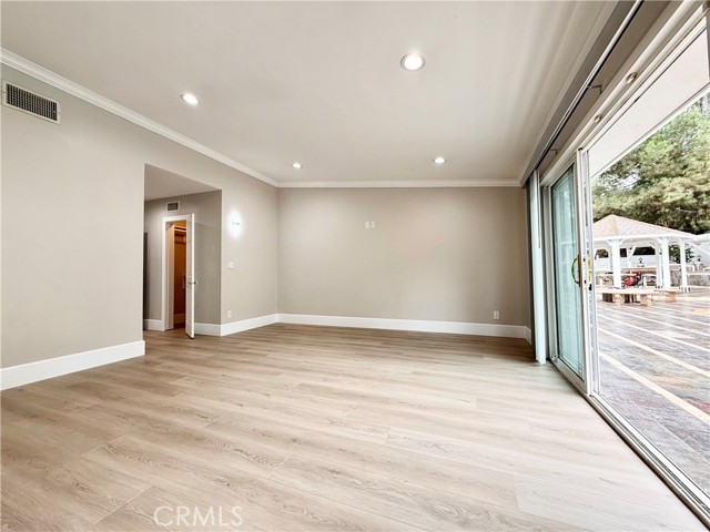 Detail Gallery Image 59 of 73 For 24204 Calvert, Woodland Hills,  CA 91367 - 6 Beds | 3 Baths